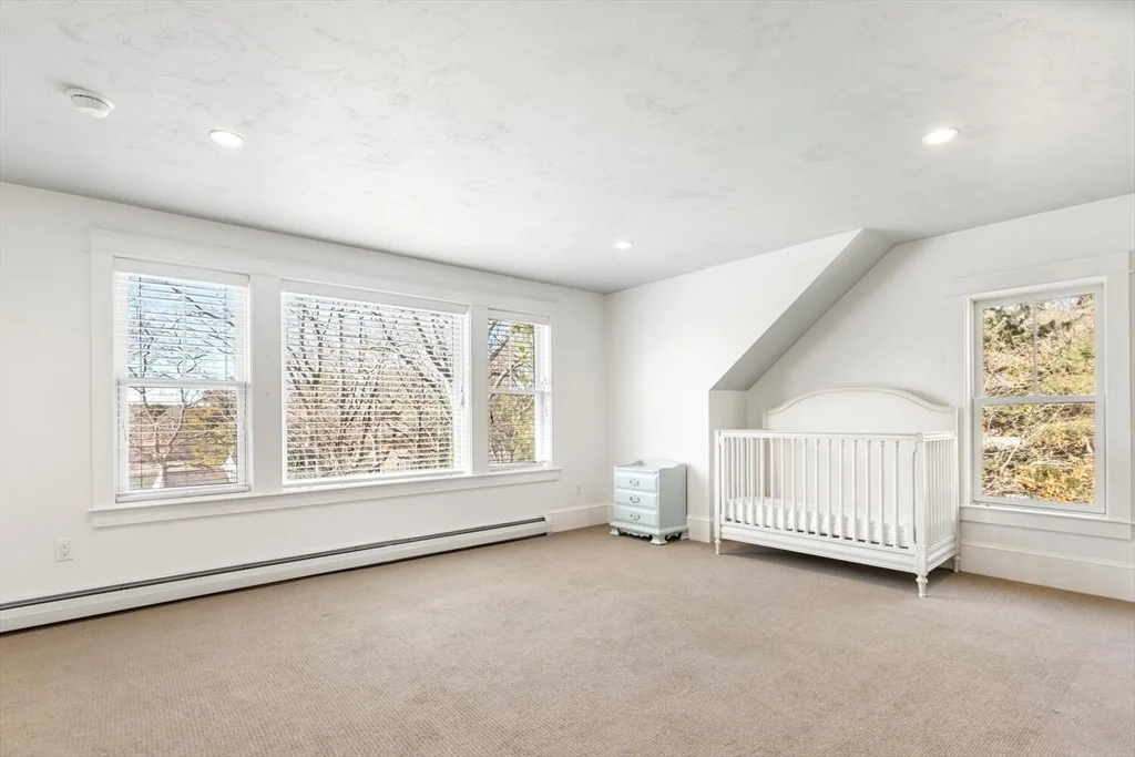 110 Clamshell Cove Rd, Cotuit