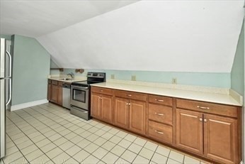 235 Fairmount Ave, Hyde Park