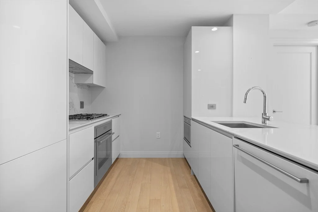 135 Seaport Blvd, Seaport District