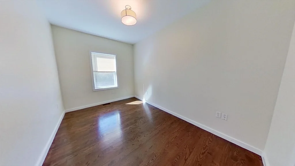 30 Hazelwood St, Roxbury