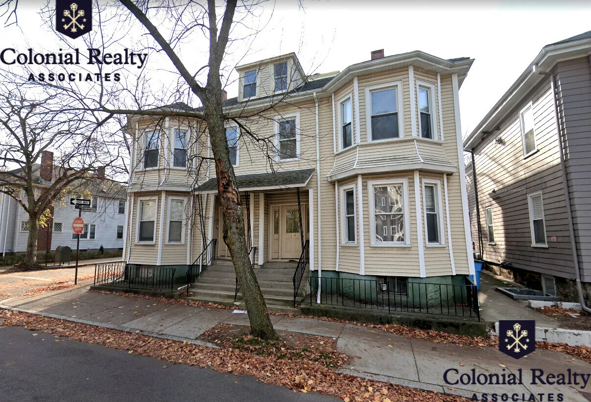 214 Freeman St, North Brookline