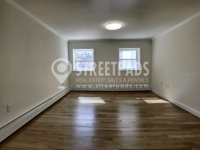 1539 Beacon St, Griggs Park