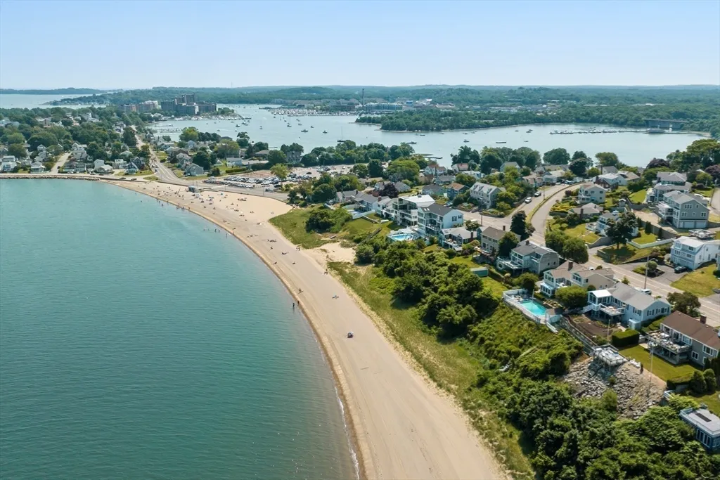 51 Broad Reach, Weymouth