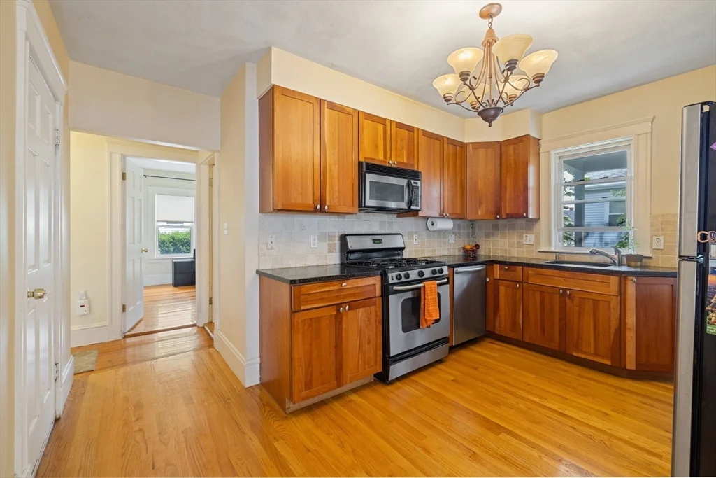 29 Worcester St, Belmont