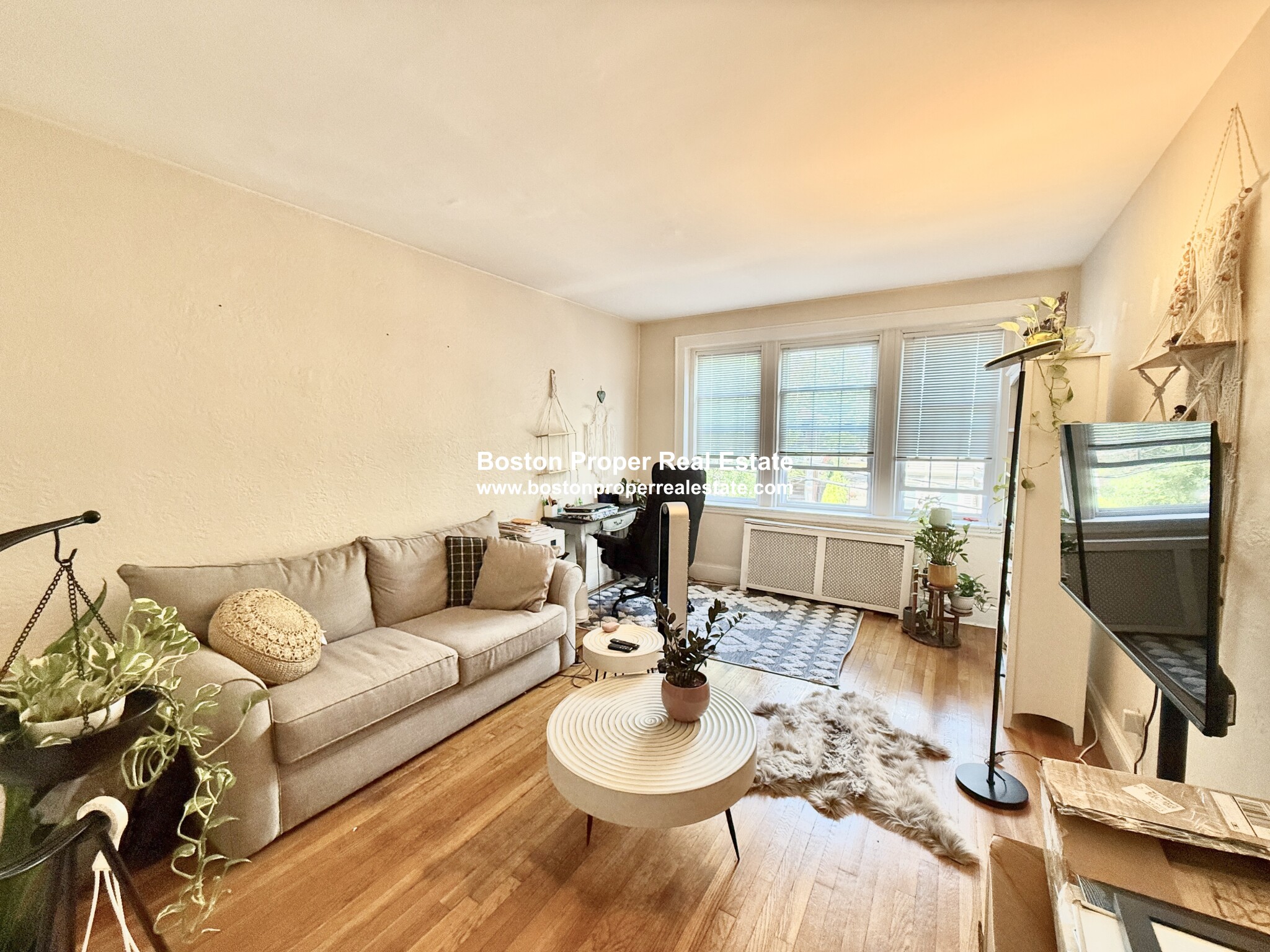 90 Kilsyth Rd, Brighton