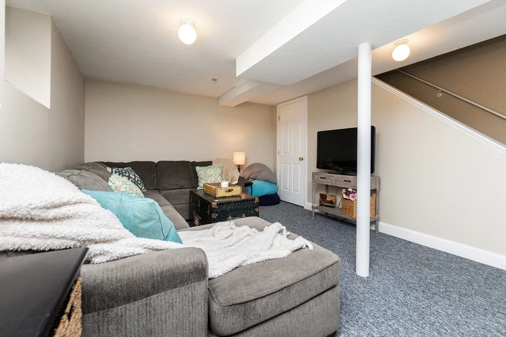 224 Salem St, Medford