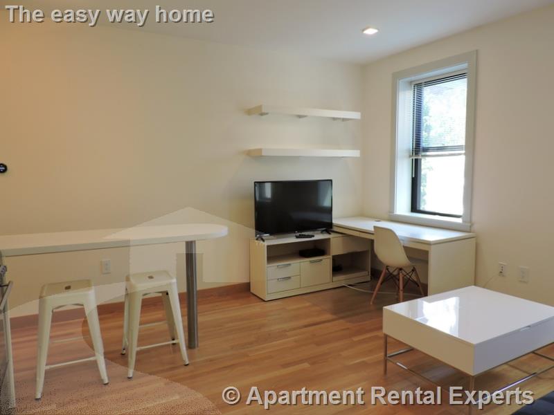 115 Mt Auburn St, Harvard Square