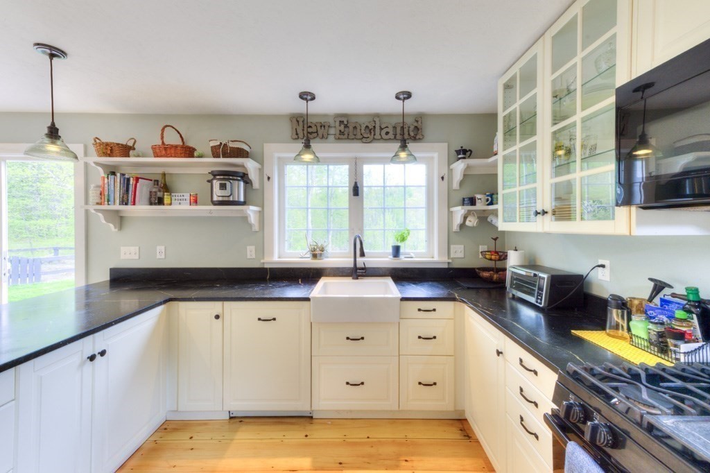 42 Greene Rd, Mount Wachusett