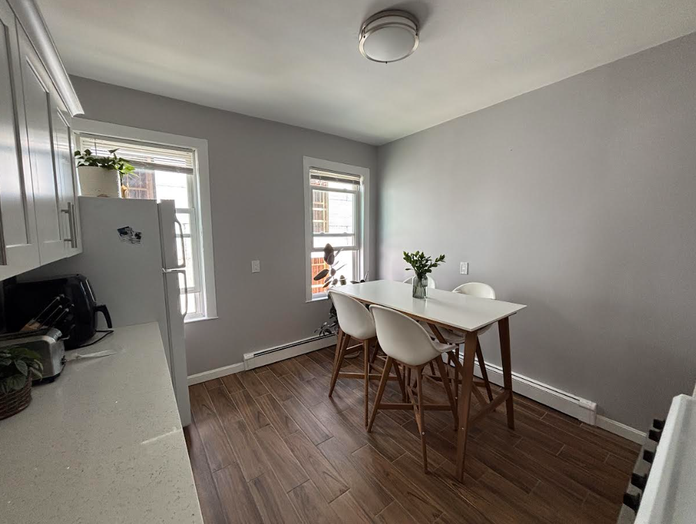 12 Houghton St, Ward Two