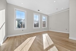 40 Waverly, Brighton