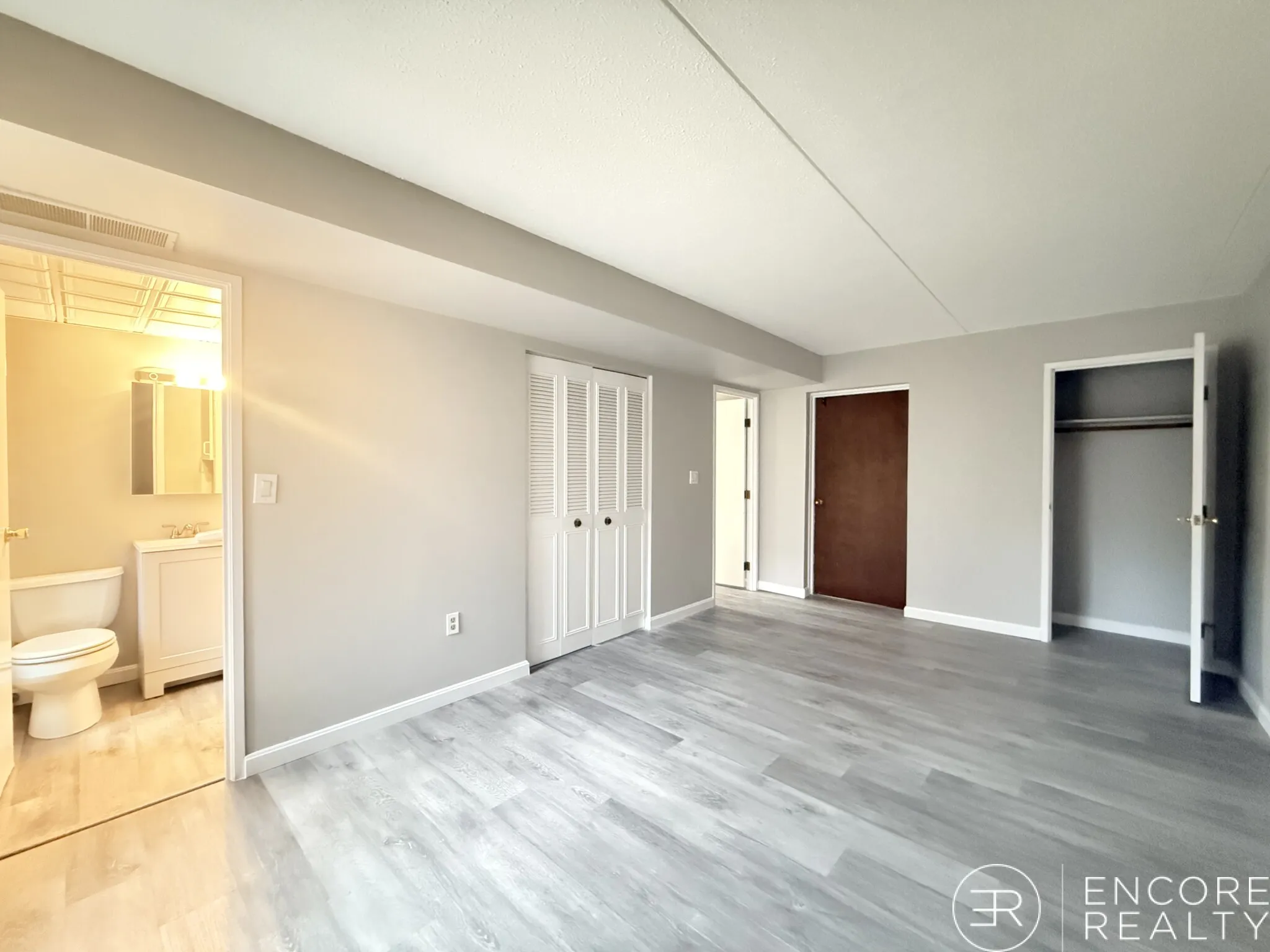 1243 Beacon St, Coolidge Corner