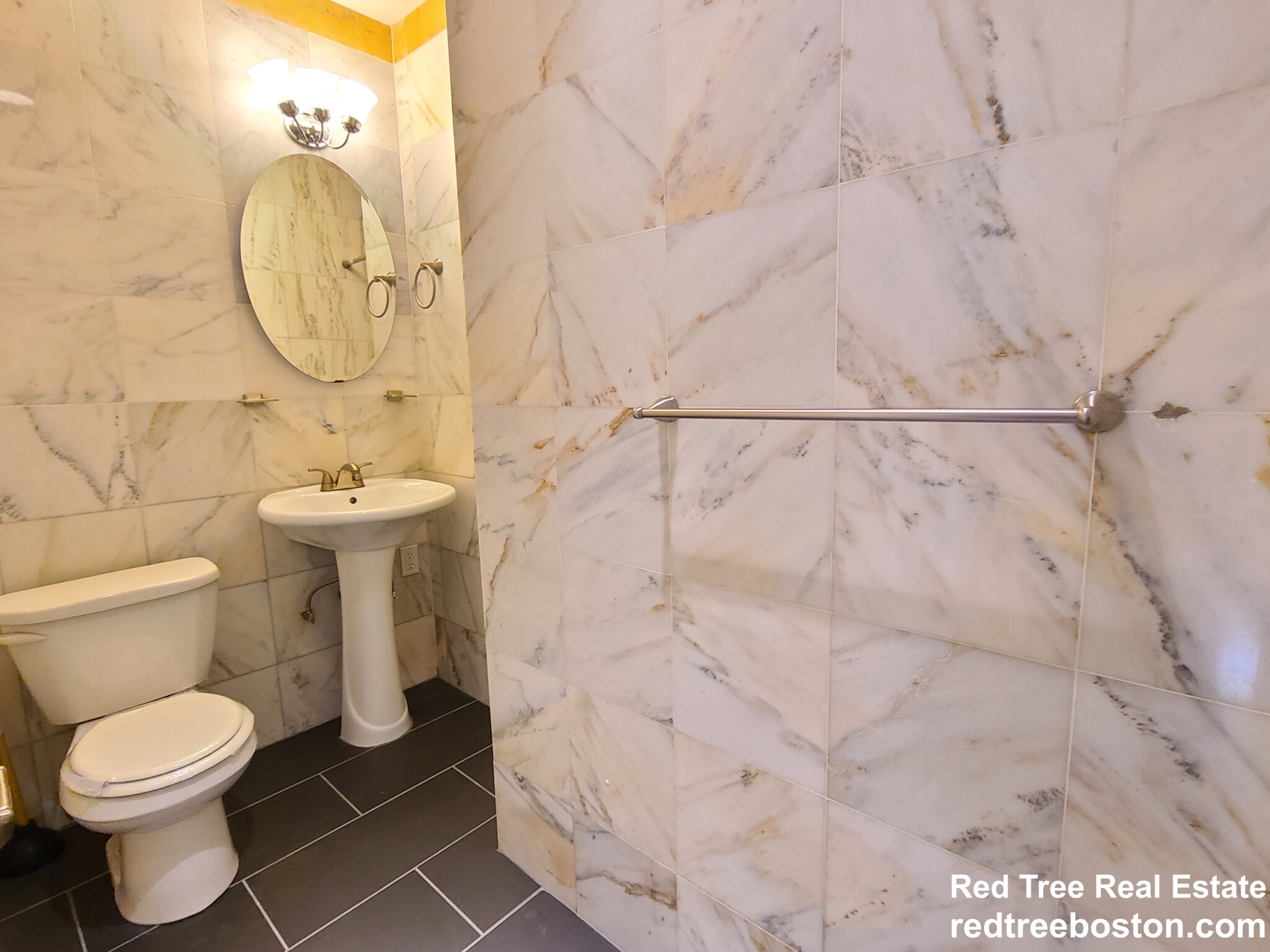 254 Newbury St, Back Bay