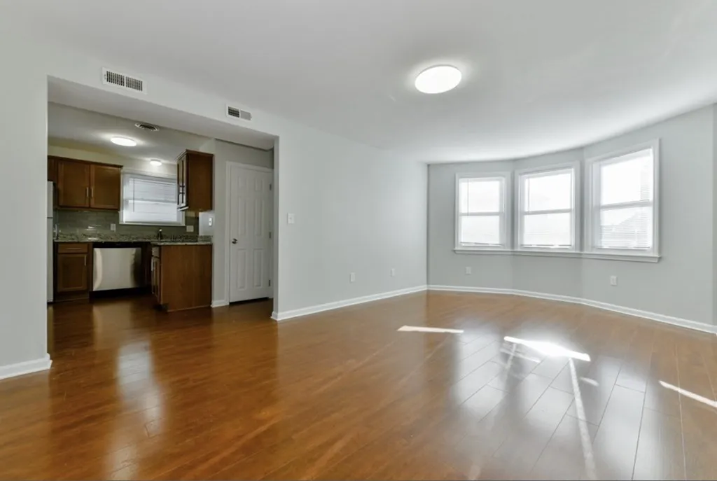 19 Fuller St, Dorchester