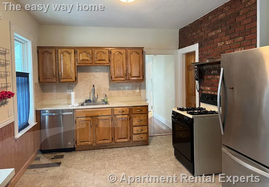 16 Edward T Sullivan Rd, West Cambridge