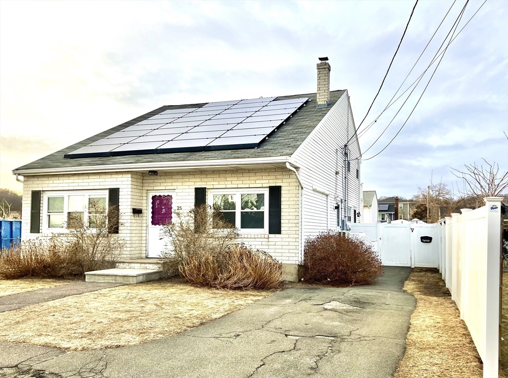 25 Naples Ave, Saugus