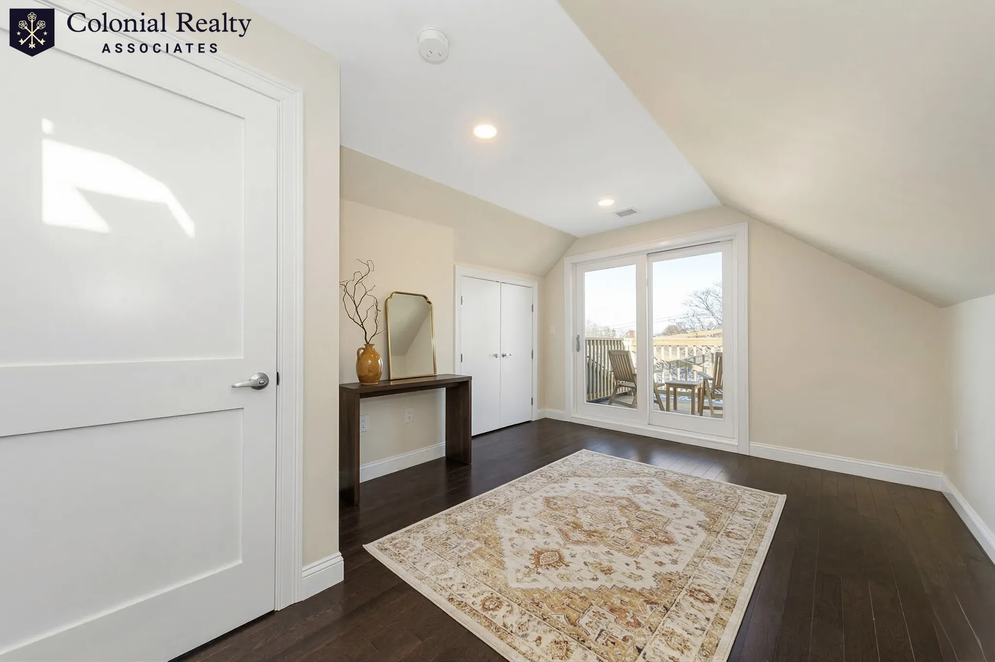 62 Bradbury Ave, Medford