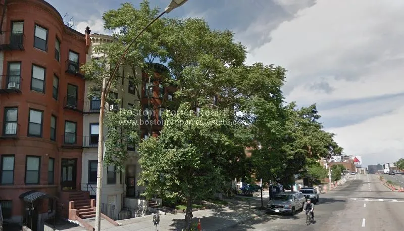 854 Beacon St, Fenway