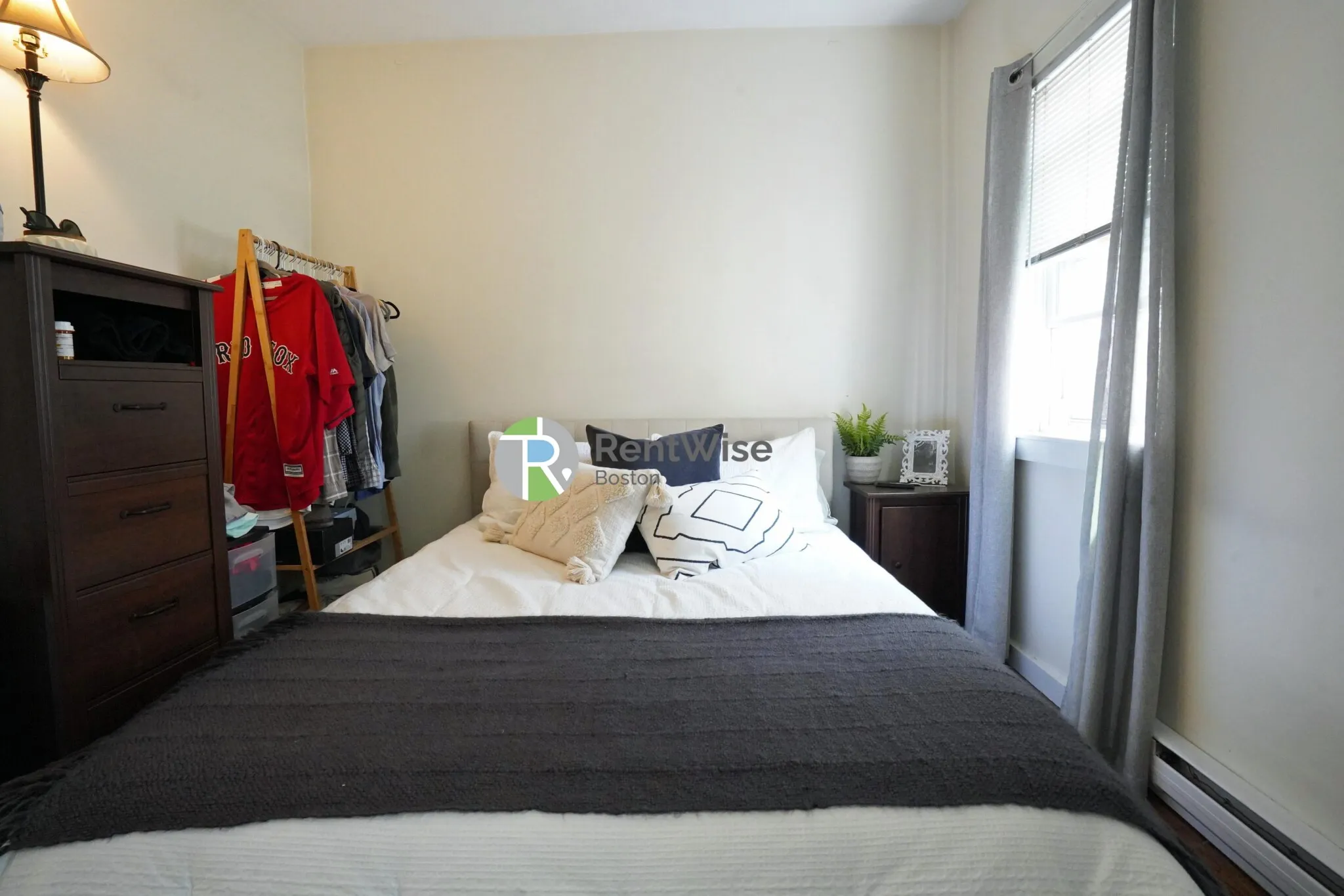 1 Schrepel Pl, South Boston