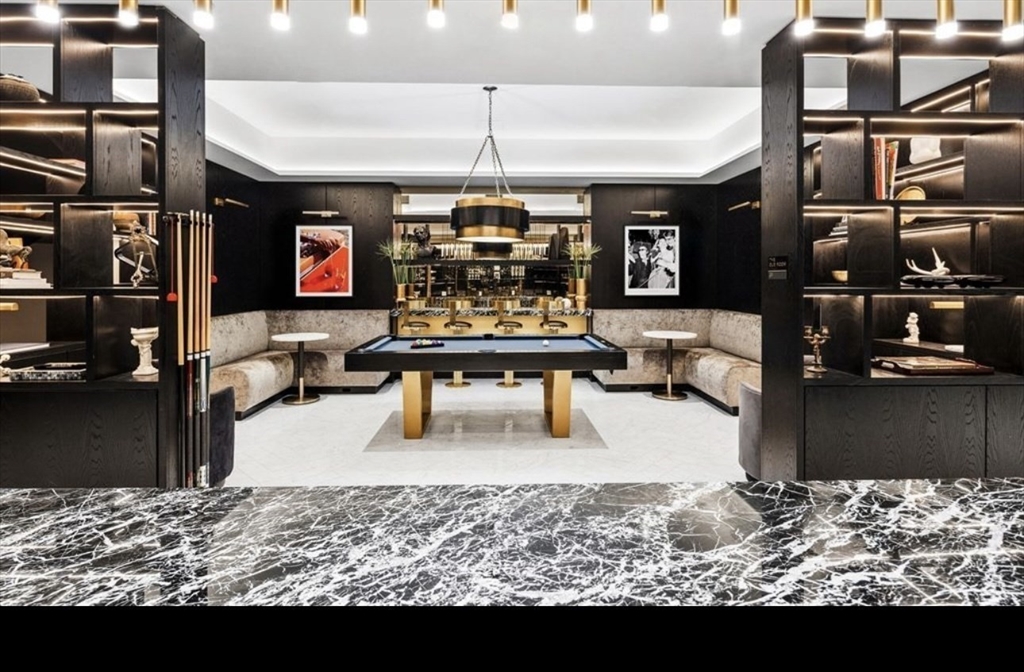 55 Lagrange, Downtown