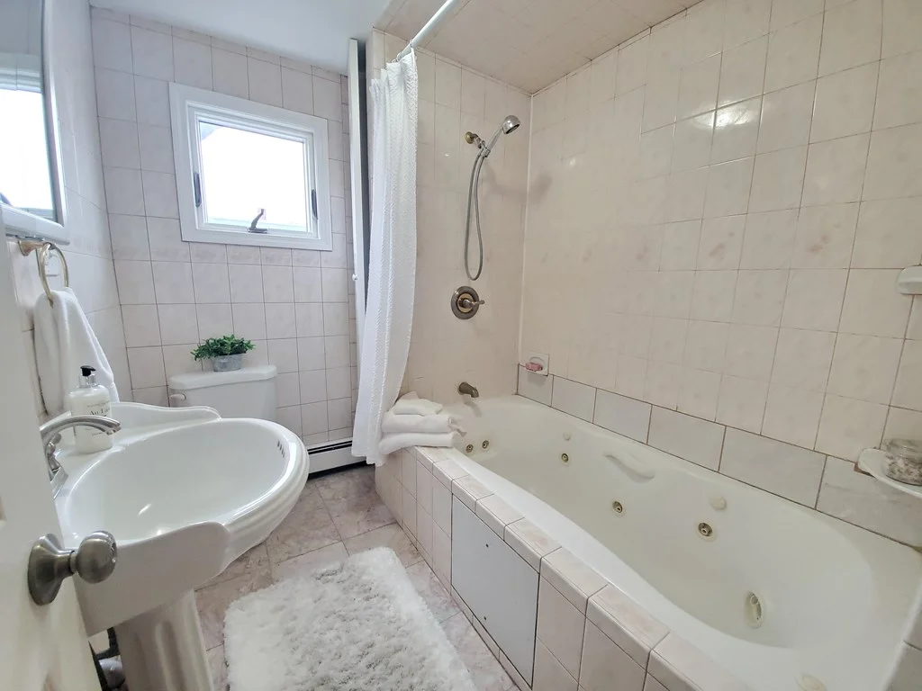 25 Kensington Ave, East Somerville