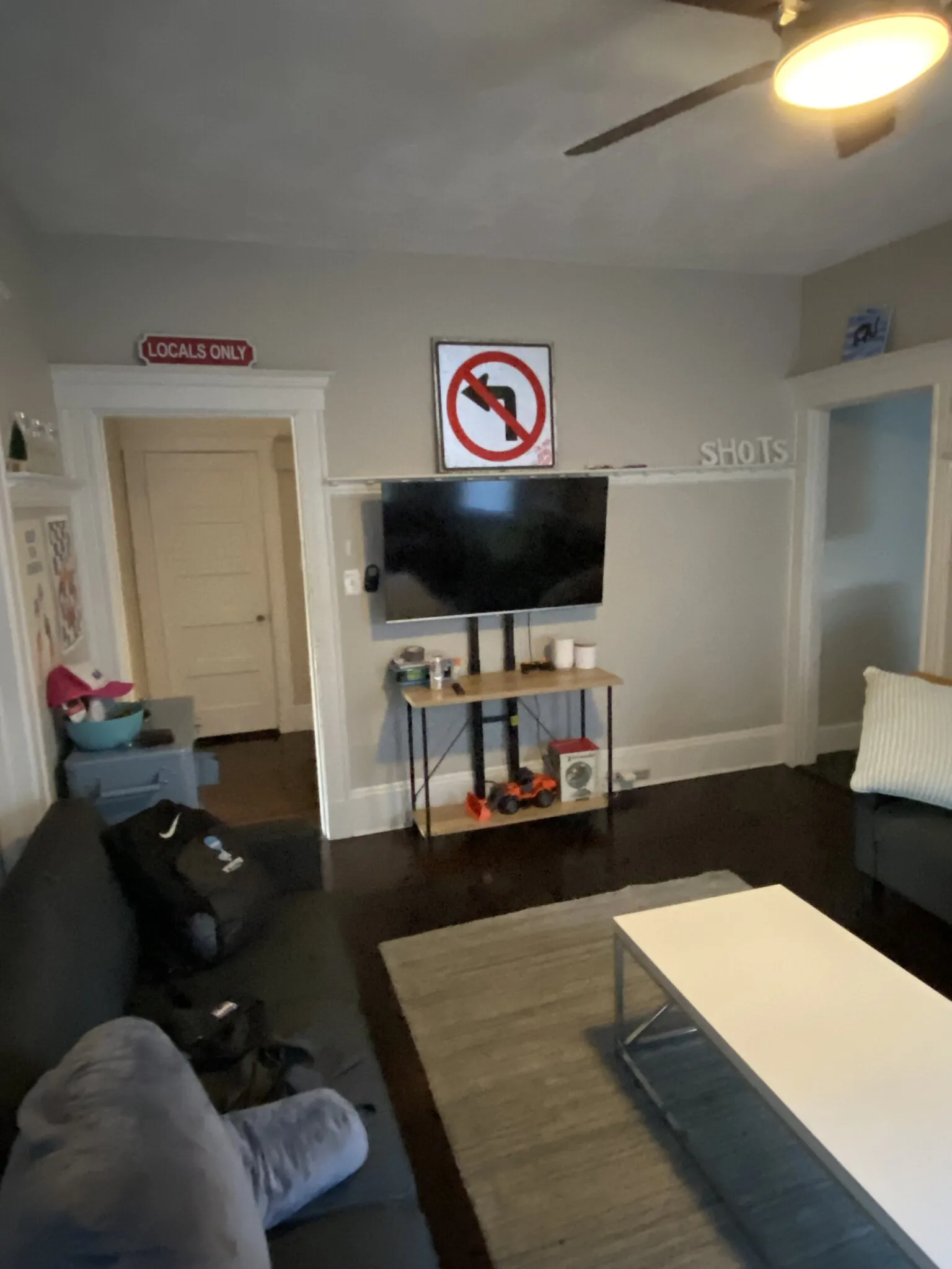 69 Bromfield Rd, Tufts