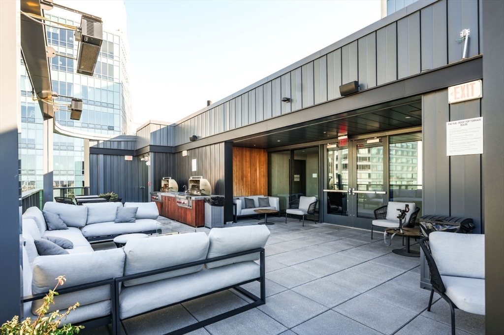 55 Lagrange St, Midtown