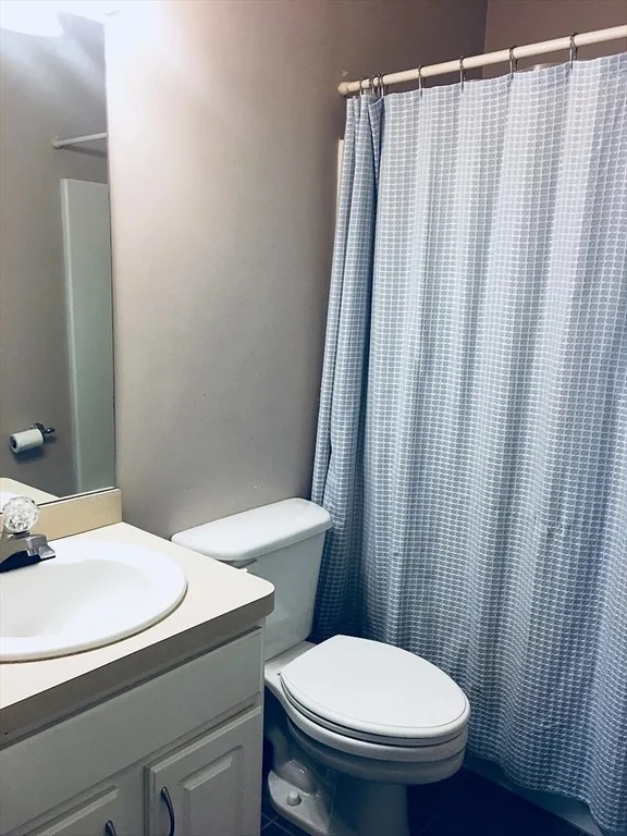 111 West 8th St, South Boston