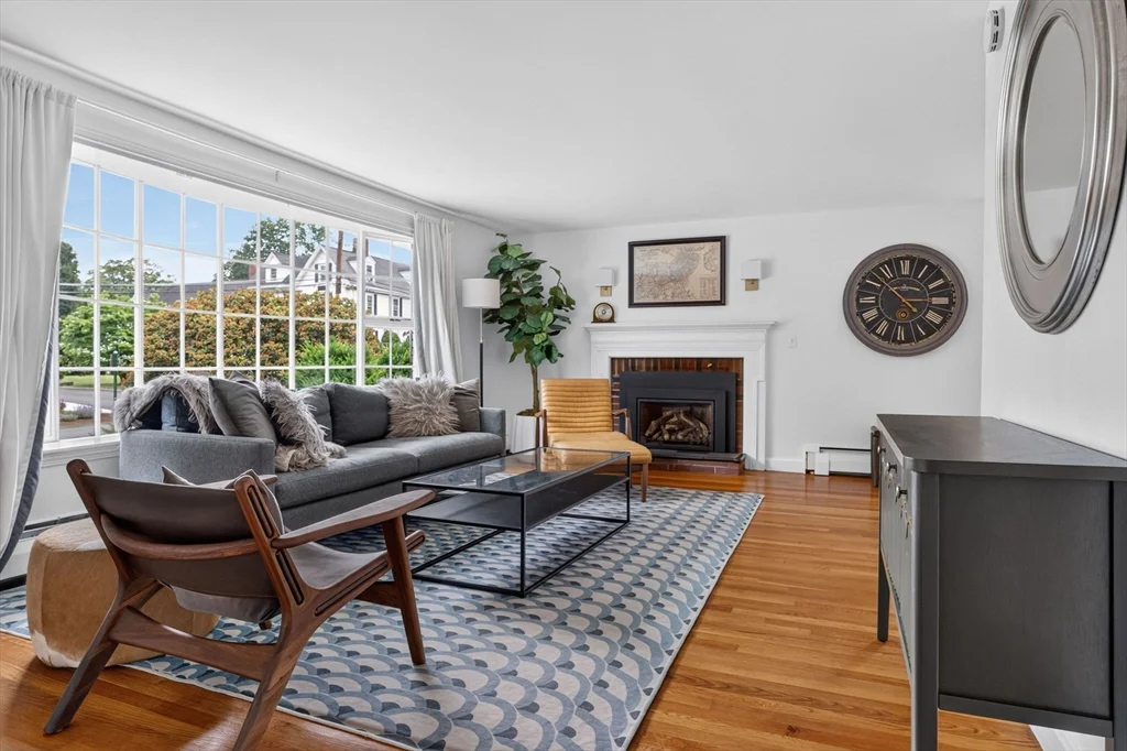 29 Brook St, Wellesley