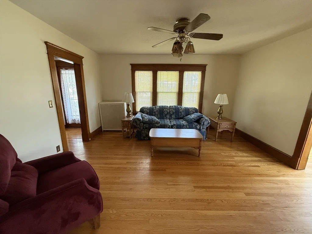 1859 Northampton St, Holyoke