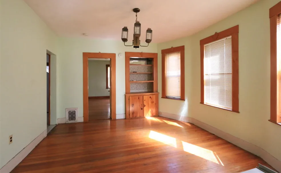 59 Conwell Ave, West Somerville