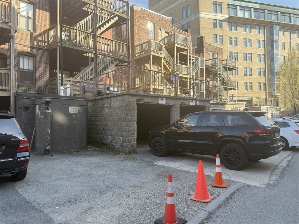 11 Vancouver St, Fenway