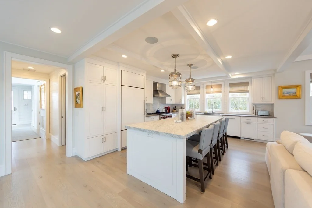 12 East Lincoln Ave, Brant Point