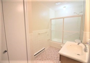 1323 Worcester Rd, Framingham