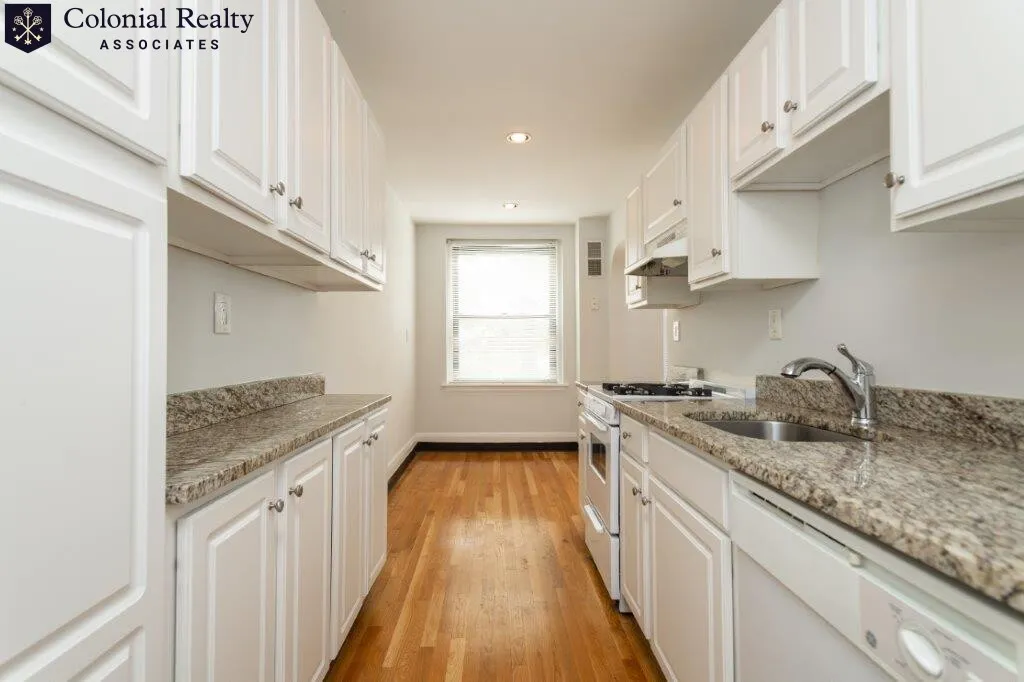 123 Highland Ave, Winter Hill