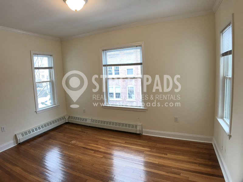 1 Langdon Sq, Neighborhood Nine