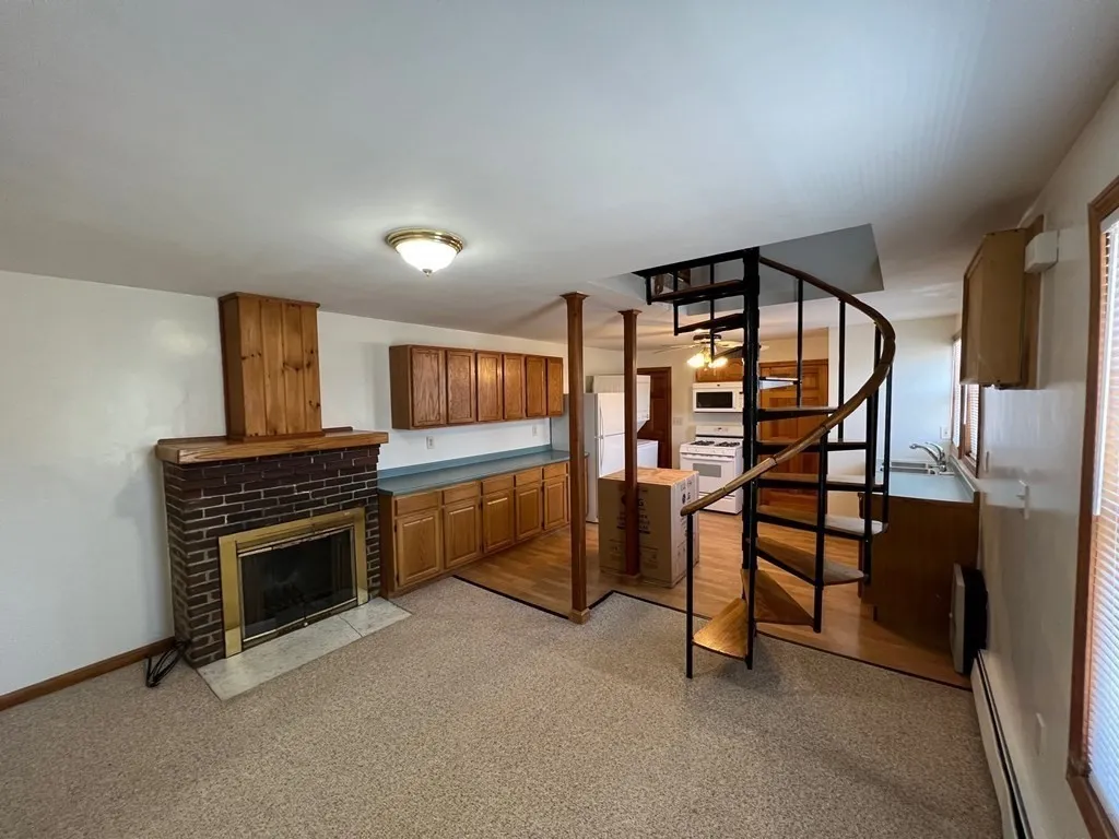 139 Bayview Ave, Winthrop