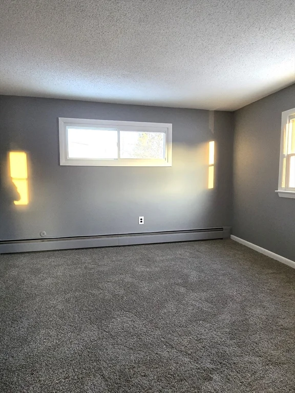 19 Chapman Ave, West Brookfield