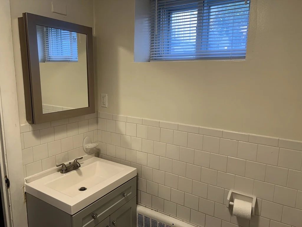 45 Sturgis St, Winthrop