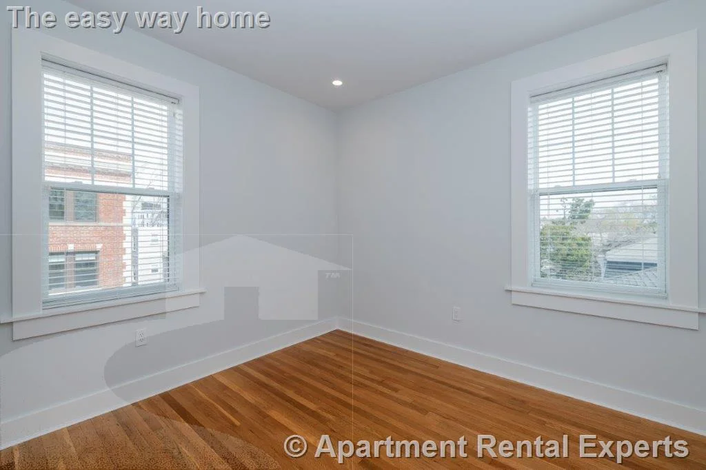 18 Forest St, Porter Square