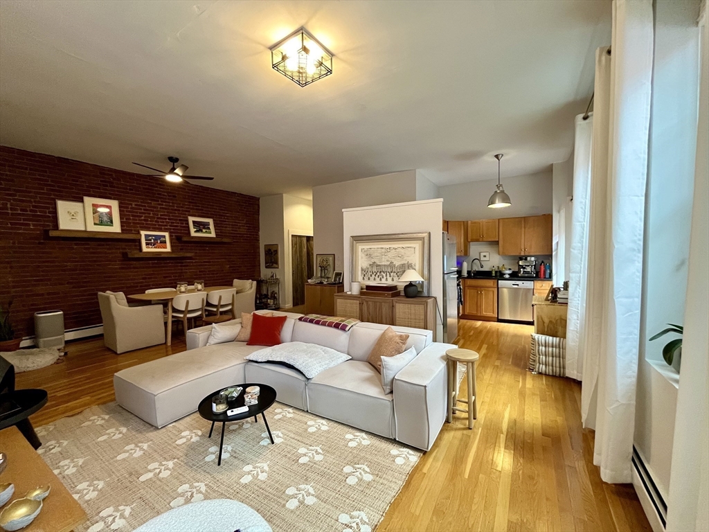 19 Fayette St, South End