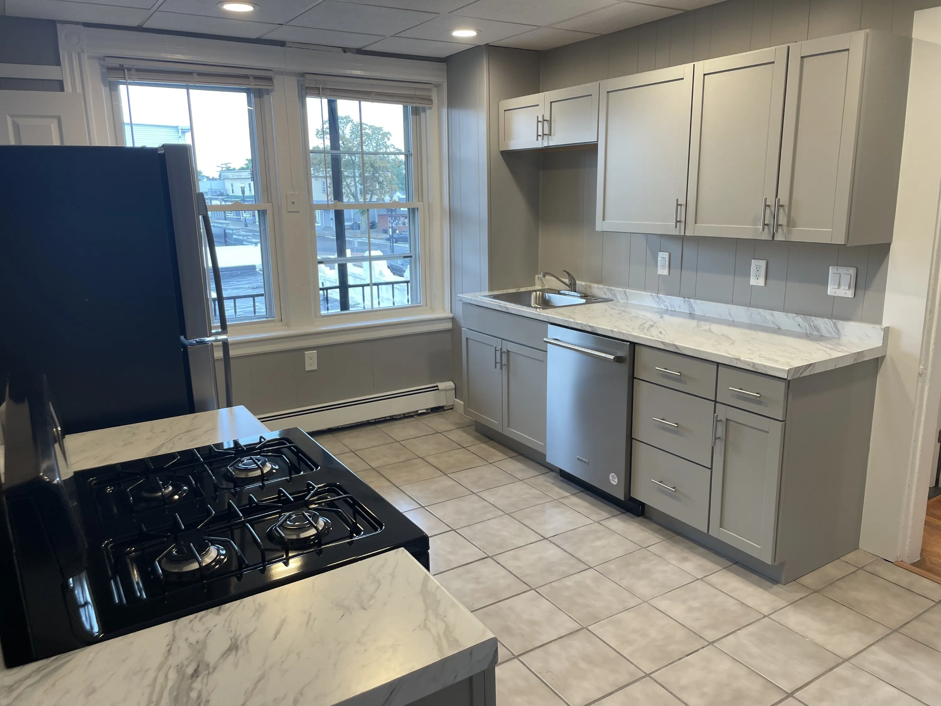 974 Saratoga St, East Boston