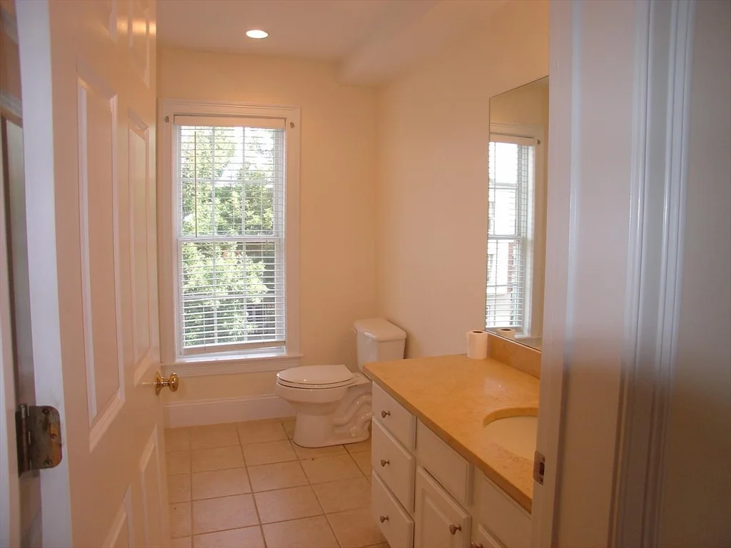 50 B St, South Boston