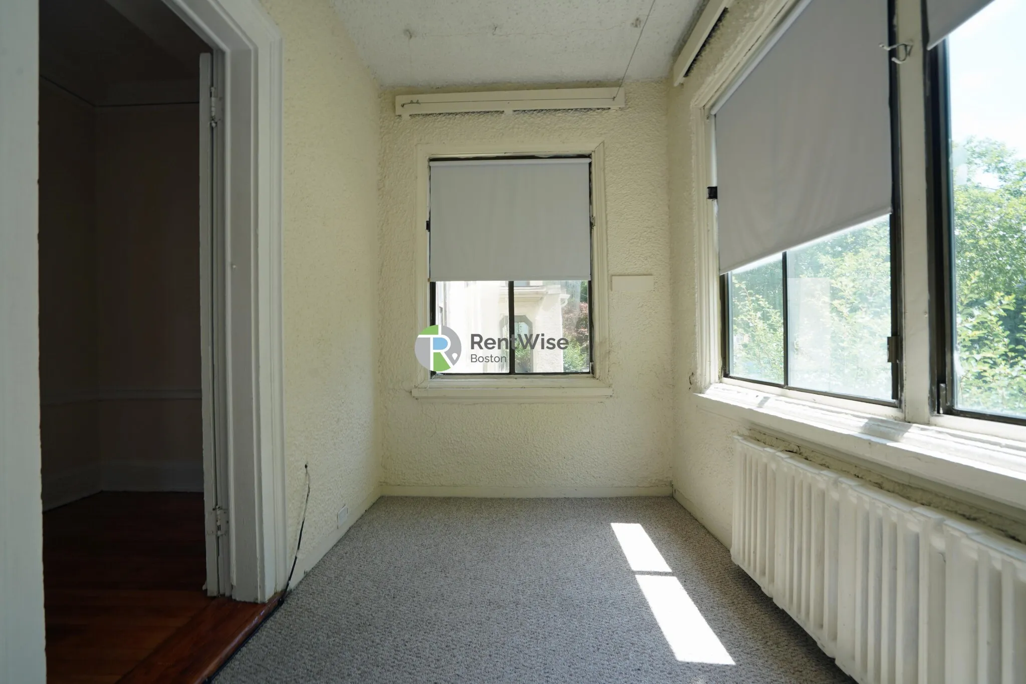 24 Hamilton Rd, North Brookline