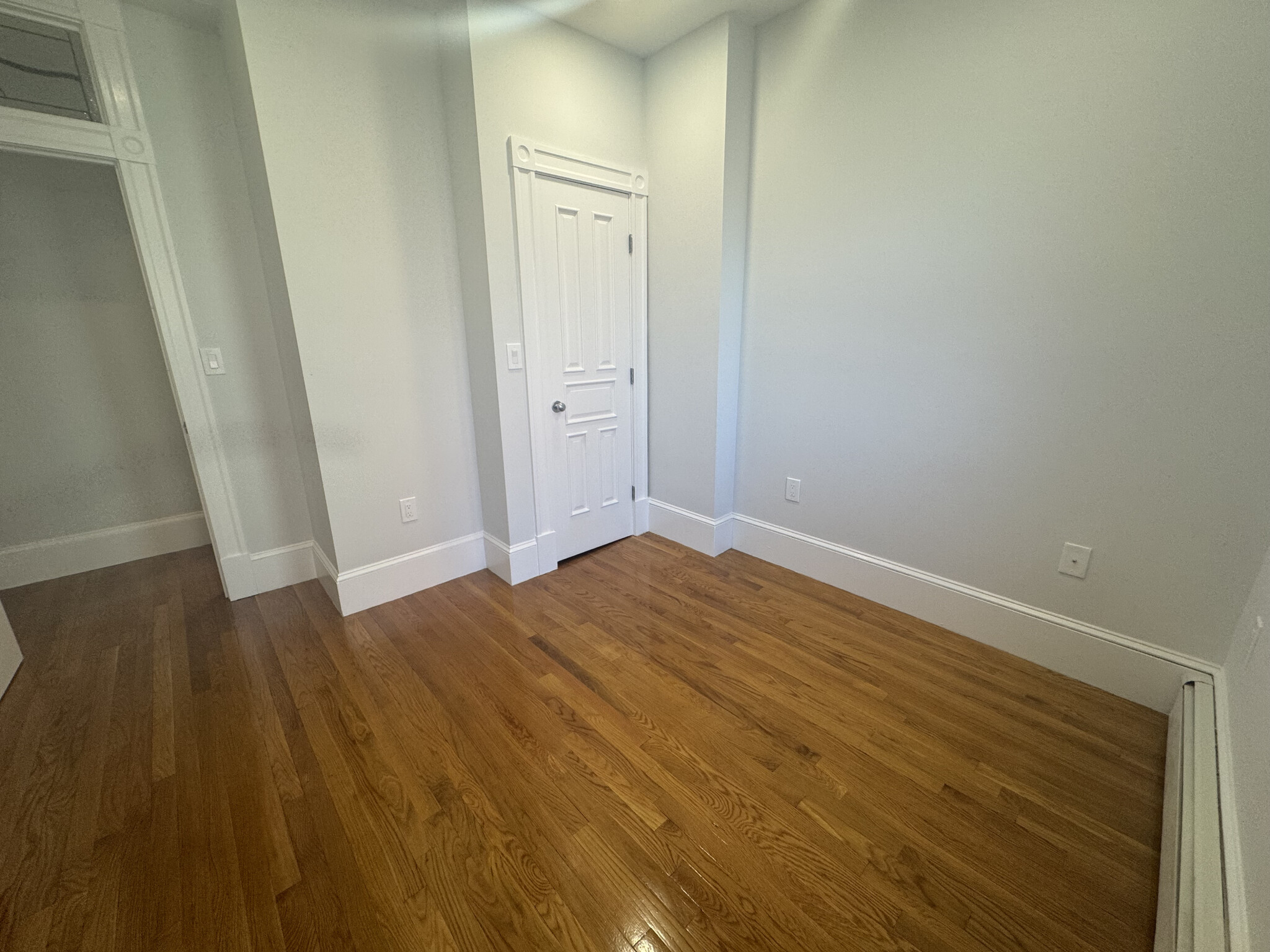 195 Commonwealth Ave, Back Bay