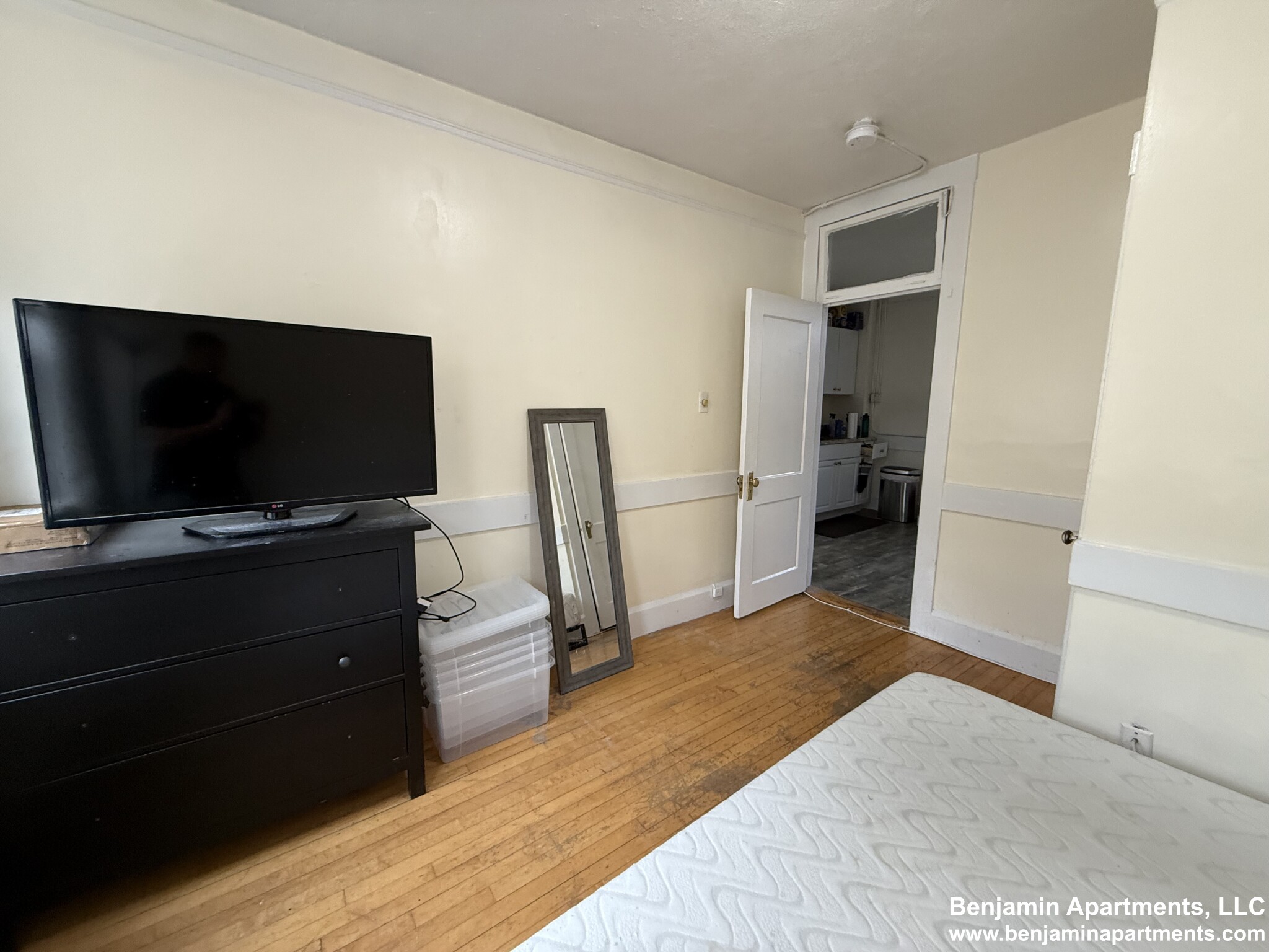 161 Endicott St, North End