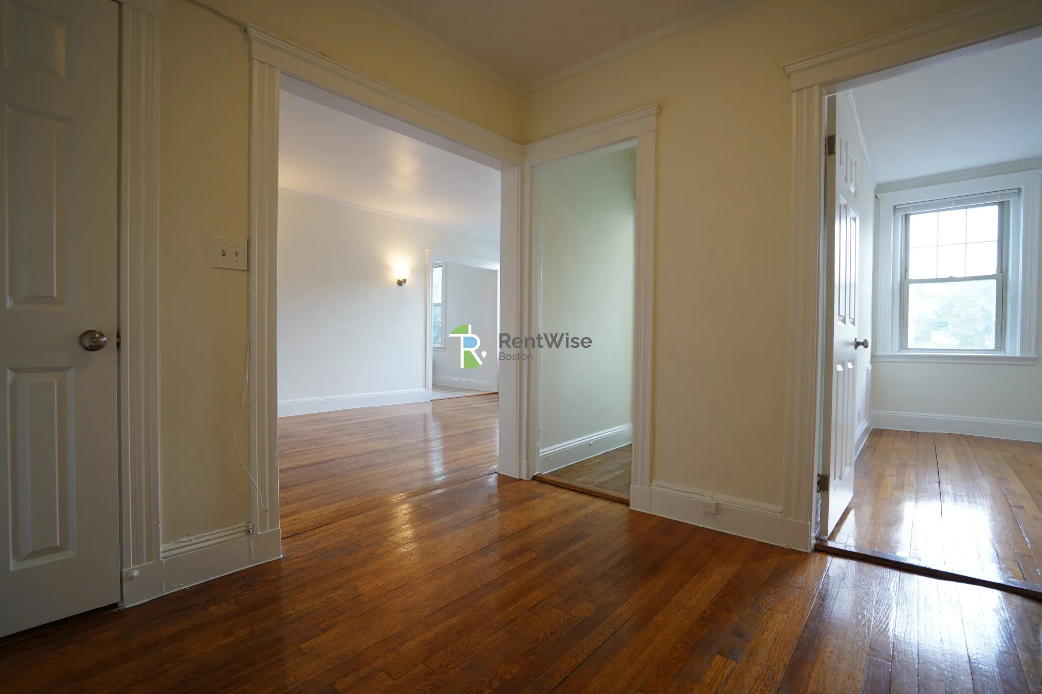 1848 Commonwealth Ave, Brighton