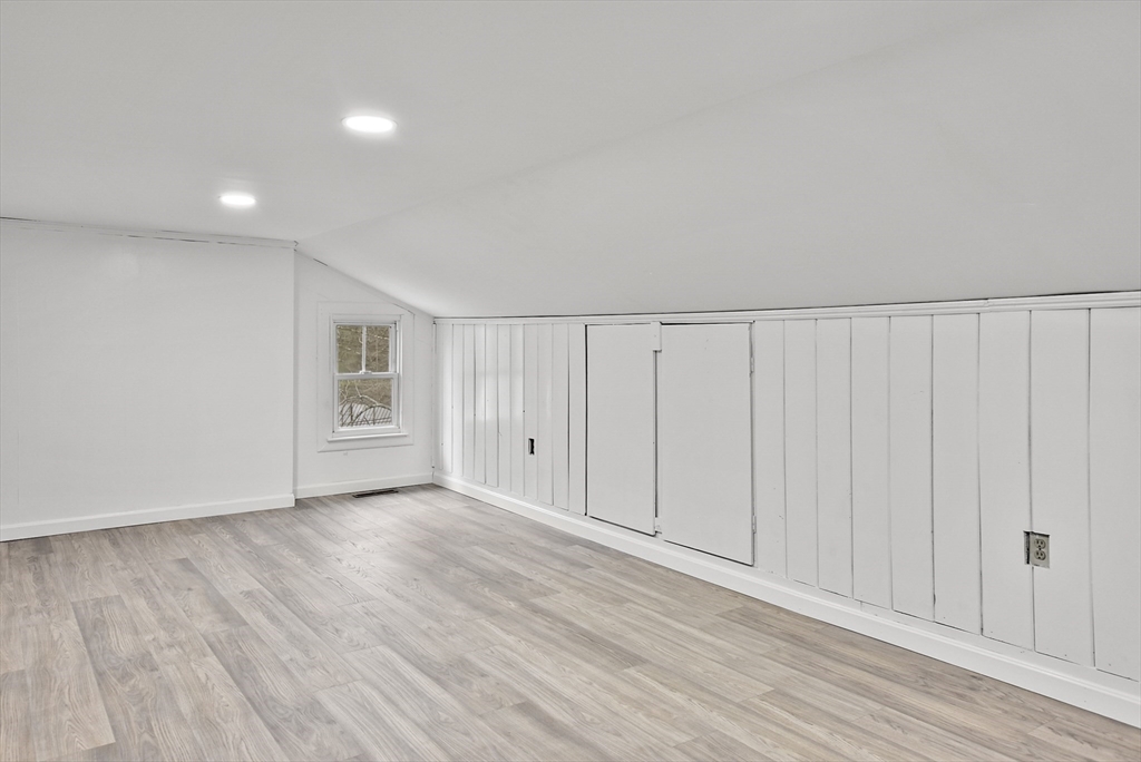 138 Walker Rd, Shirley