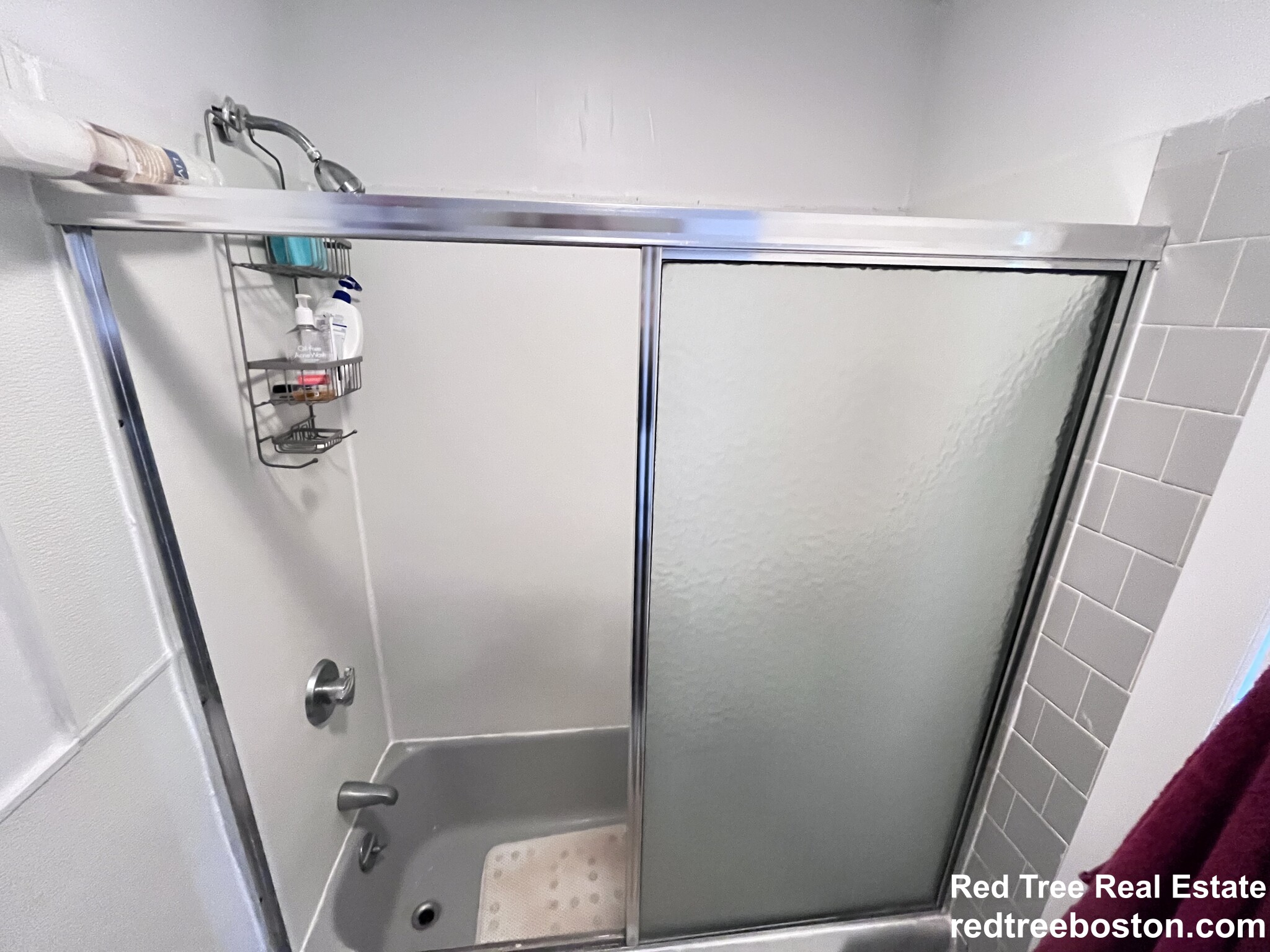 33 Lancaster Ter, Corey Hill