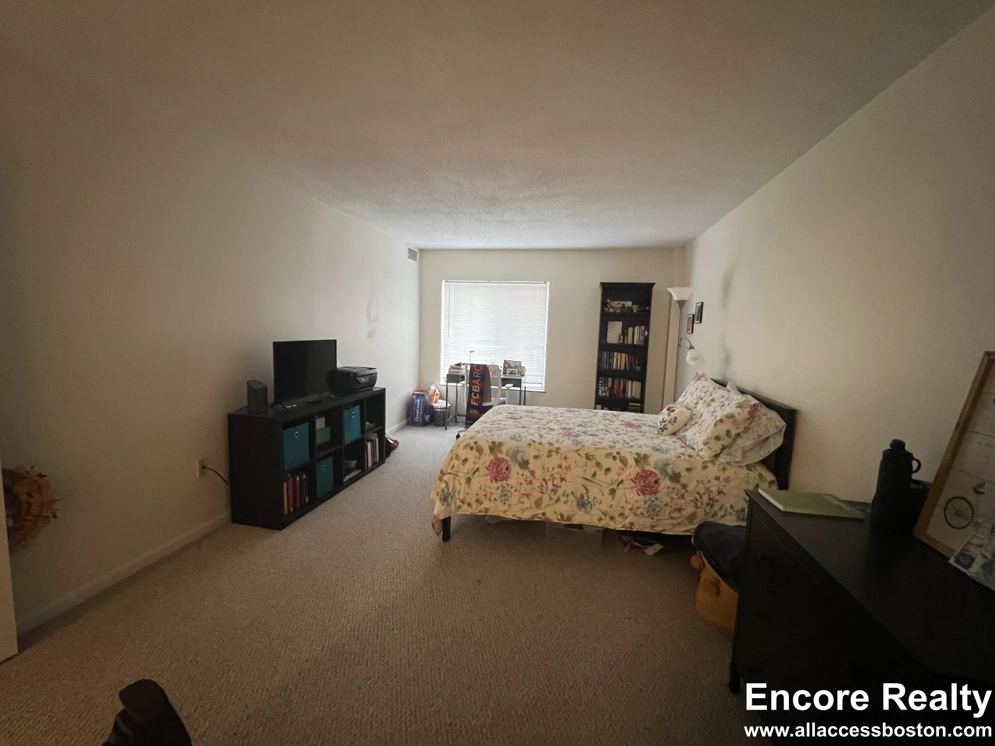 345 Franklin St, Riverside