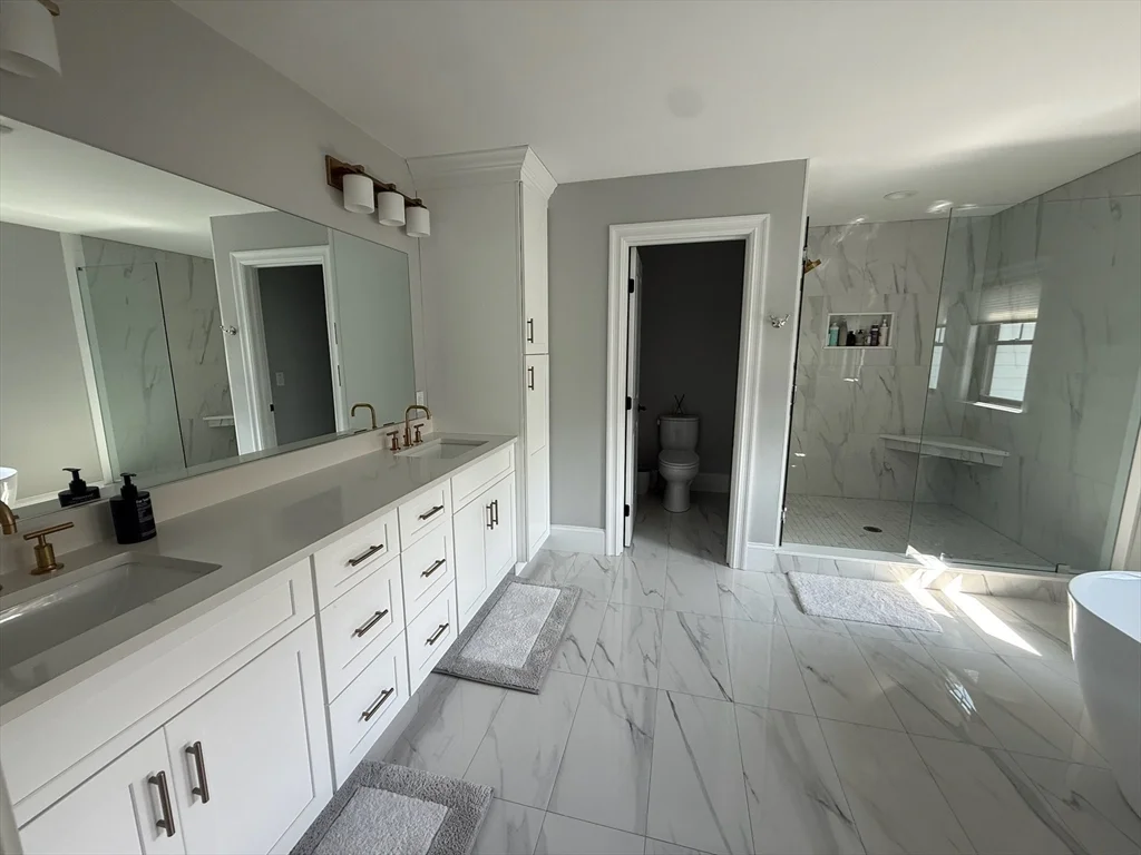119 Woodbine Circle, Needham